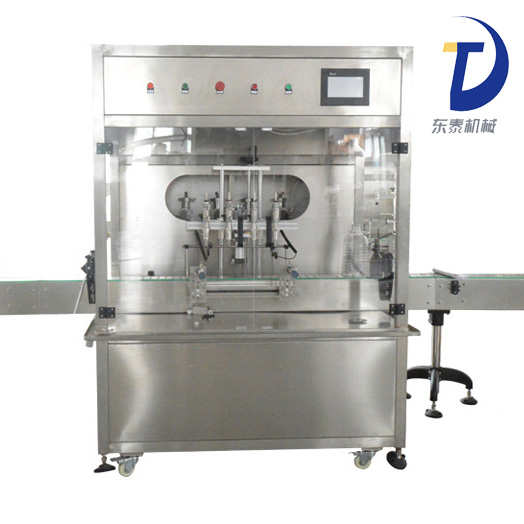 食用油灌裝機(jī)獨(dú)自挑起了重?fù)?dān)，是不是把你嚇到了！