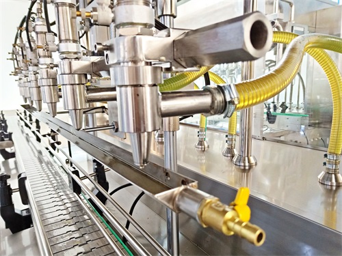 這款半自動食用油灌裝機，懂你的小期待