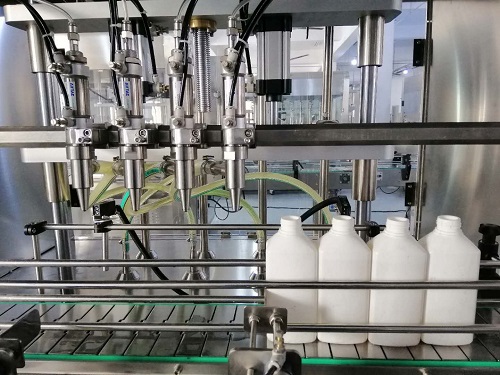 食用油灌裝機(jī)屢次調(diào)試不見好轉(zhuǎn)？那是因?yàn)槟銢]有盤對他